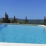 Villa Iris