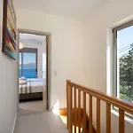 Ashlin Seaside Luxury Apartment