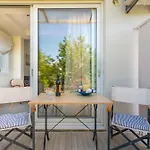 The Holiday House 1