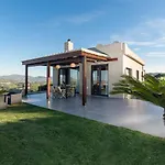 Samiro Villa
