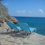 Diana Apartments