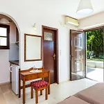Santa Maria Studios & Apartments