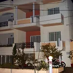 Doreen Suites