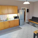 Manos Apartments