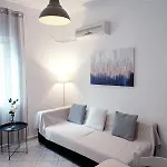 Evangelia Cozy Apartment