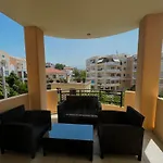 Zoi'S Apartment