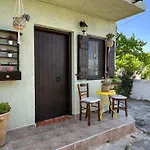 Aristea'S Home