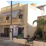 Asterias Studios & Apartments