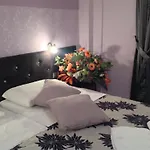 Asterias Studios & Apartments