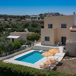 Yanni'S Villas
