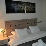 Apirathes Residence