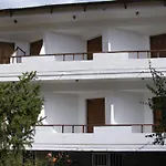Neos Omalos Hotel