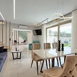 Villa Silentium Evilia By Posarellivillas