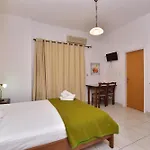 Elizabeth Rooms