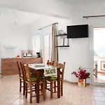 Villa Dina Apartments