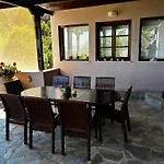 Elis Superb Villa