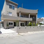 Sueno Seaside Residence
