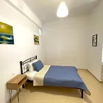 Central Beach Apartment 2