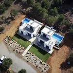 Isabel Artemis Crete - Luxury Sea Views Villas