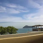 Effi Apartments