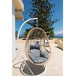 Captain'S Beach Apartments