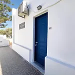 Captain'S Beach Apartments