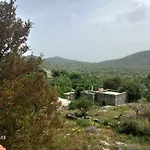 Katharo Traditional Villa