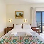 Sunrise Suites & Apartments