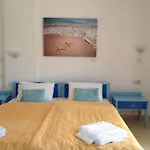 Ikonomakis Apartments
