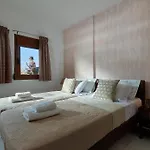 Okeanides Villas