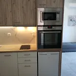 Nikos Apartments