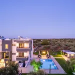 Aspect Luxury Apartments With Pool