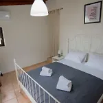 Kleanthe'S Home