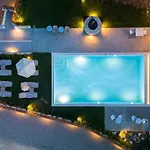 Achatis Apartments With Sea View