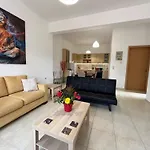 My Avra, Flat In Agioi Apostoloi Chania