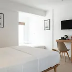 Sea Breeze Hotel (Adults Only)