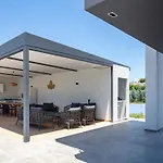Manza Villa
