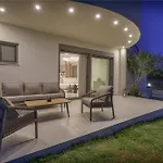 Adore Natural Retreat By Estia