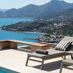 Notiko Villas In Plaka Elounda