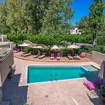 Paradise Apartments