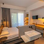 Paradise Apartments