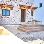 Achilleas Apartments With Sea View