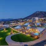 Deos Luxury Suites - Adults Only