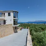 Naruto Villas