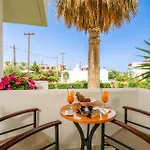Angela Studios Apartments
