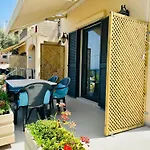Terpsichori Villa And Apartments
