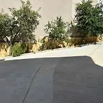 Twins Apartments