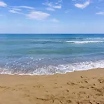Bright Apartment With Balcony Close To The Beach #4