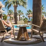 Ammos Boutique Apartments & Suites