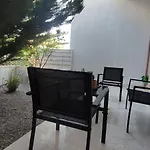 Jasmine Garden - Green Yard